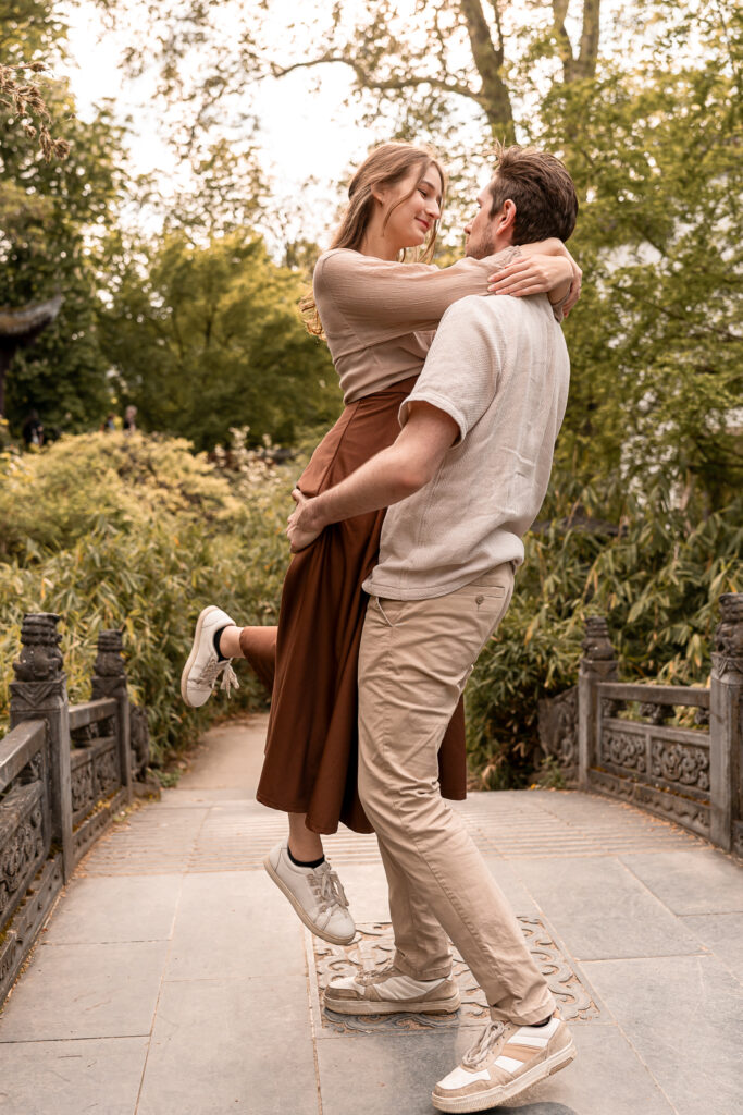 Paarshooting im Bethmannpark Frankfurt am Main | Paarfotografie Rhein-Main & Frankfurt
